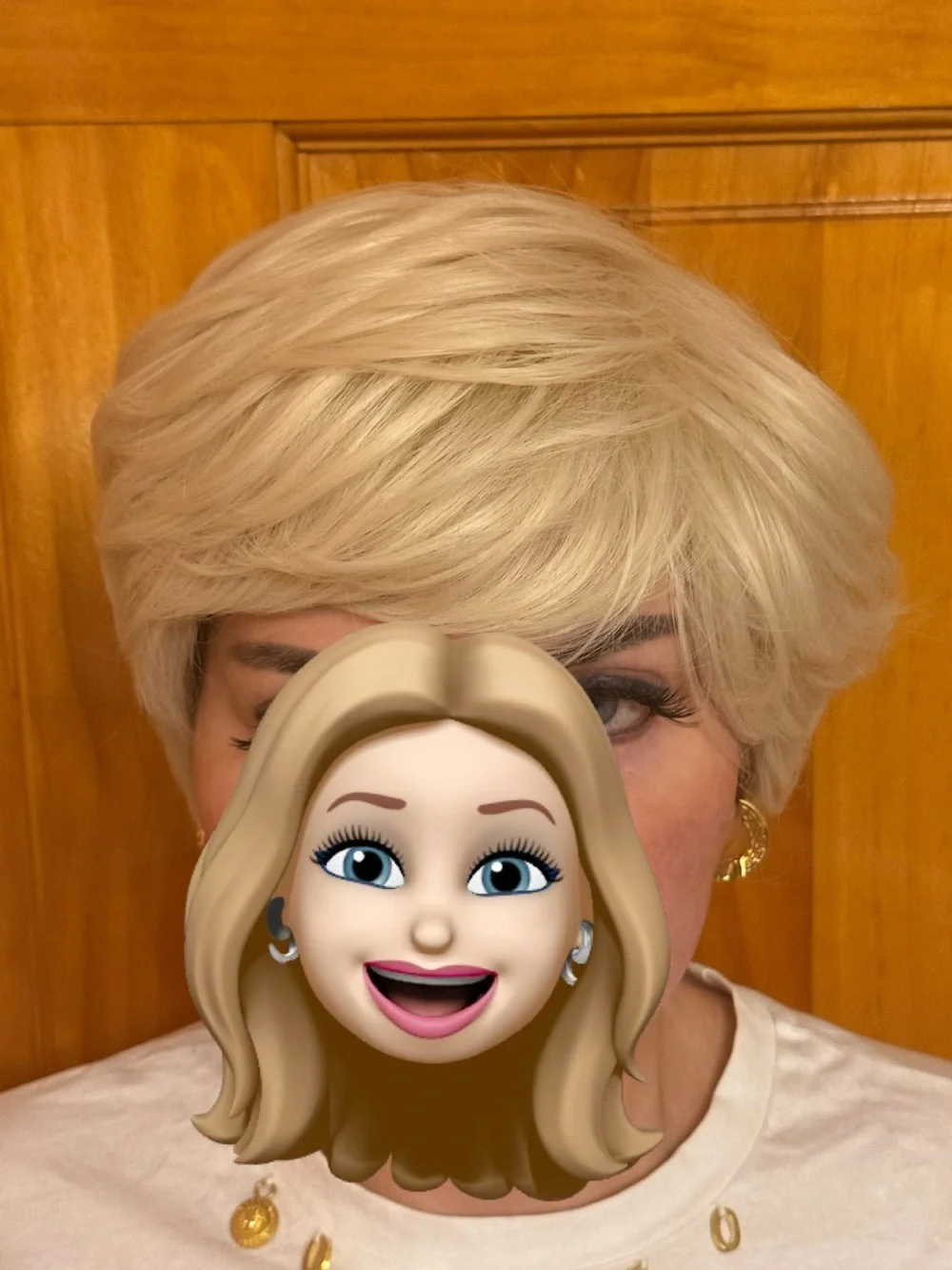Short Layered Light Blond Synthetic Straight Wig Classic Cap One Size Natural